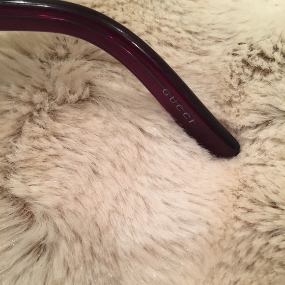 Authentic Gucci Sunglasses - Picture 5 of 7